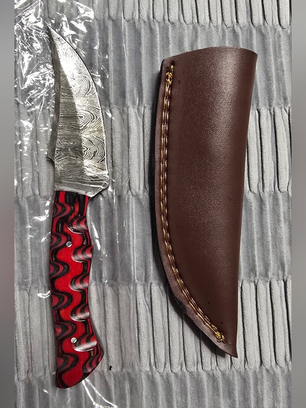 Damascus Fixed Blade Knife with Brow Sheath